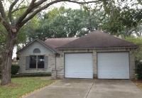 7779 Pine Center Dr, Houston, TX 77095 