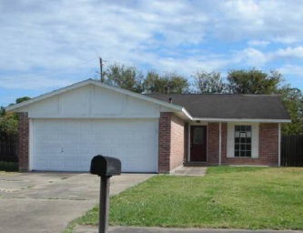 284 Austin St, Angleton, TX 77515 