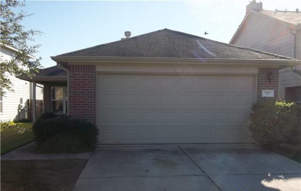 13219 Ridgewood Knoll Ln, Houston, TX 77047 