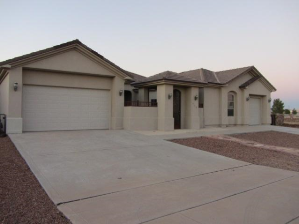 536 Via De Los Arboles, El Paso, TX 79932 