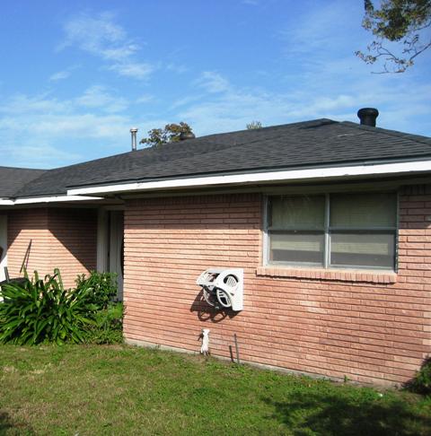 1302 N Houston Ave, Humble, TX 77338 