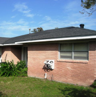 1302 N Houston Ave, Humble, TX 77338 