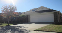 10105 Red Bluff Ln, Fort Worth, TX 76177 