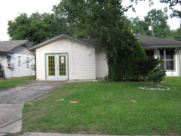 413 OAKS DR, South Houston, TX 77587 