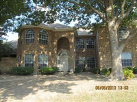 5025 Still Mdw Dr, Fort Worth, TX 76132 