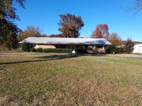 315 Church St, Maud, TX 75567 