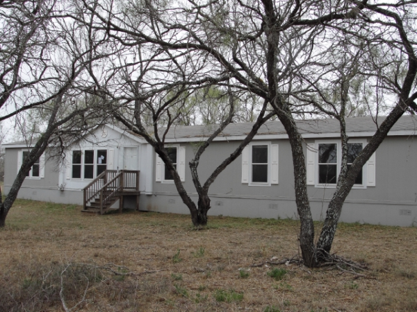42 Indian Sunset Dr, Lytle, TX 78052 