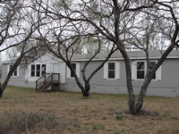 42 Indian Sunset Dr, Lytle, TX 78052 