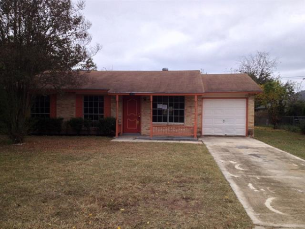 14838 Star Cross Trail, Lytle, TX 78052 