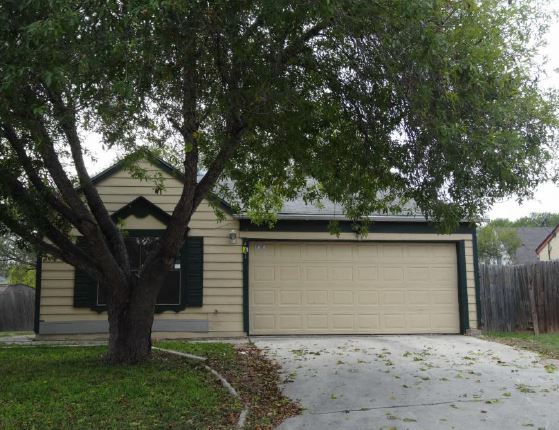 4001 Sunrise Bluff Dr, San Antonio, TX 78244 