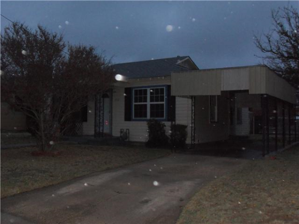 402 33rd Street, Snyder, TX 79549 
