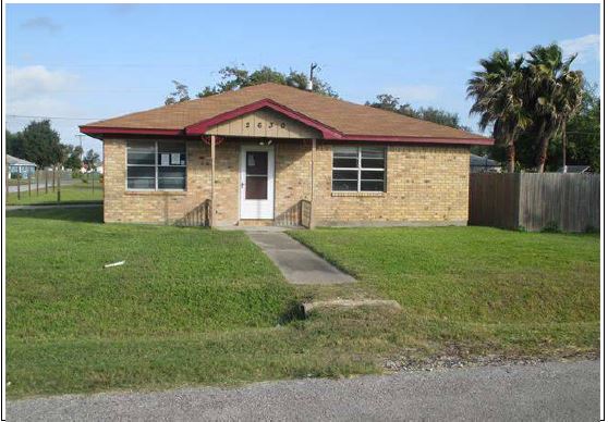 2630 7th Avenue North, Texas City, TX 77590 