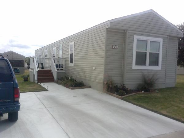 5409 La Loma Ln, Del Valle, TX 78617 
