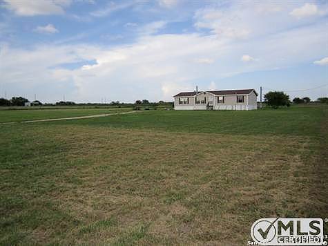 County Road 307, Floresville, TX 78114 