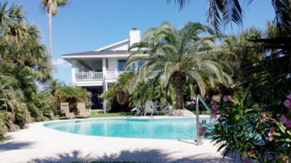 60 Blue Heron Dr, Rockport, TX 78382 