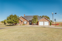 215 QUAIL RIDGE RD, Canyon, TX 79015 