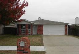209 Moss Hill Dr, Arlington, TX 76018 