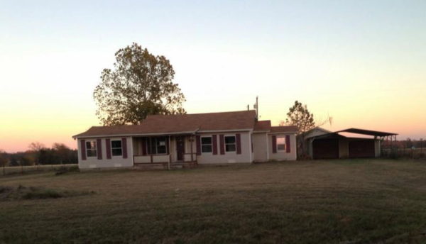 3291 Fm 1567 E, Como, TX 75431 