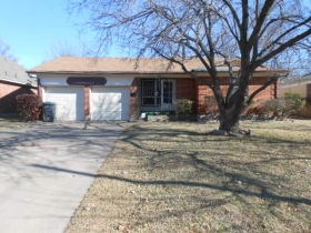 304 Greenhaven Dr, Dallas, TX 75217 