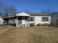 1827 Barlow Ave, Dallas, TX 75224 