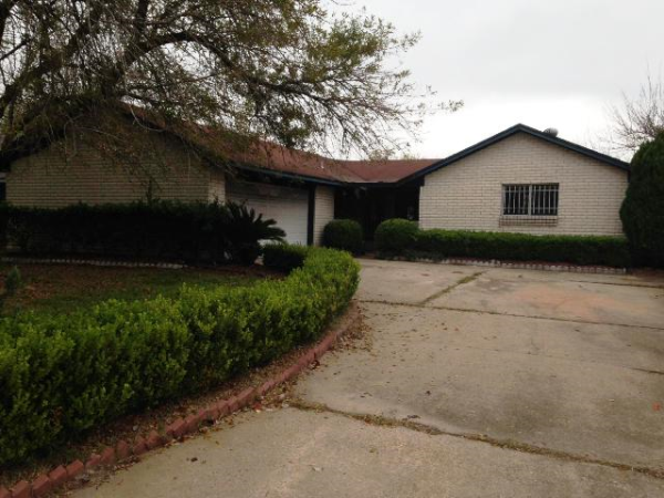 10554 Sangerbrook Drive, Houston, TX 77038 