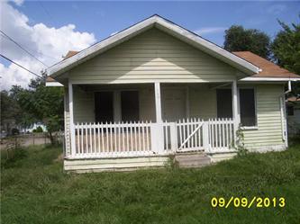 700 E Adoue St, Baytown, TX 77520 