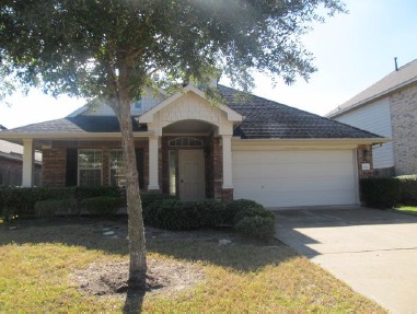 19123 Golden Heath Ln, Richmond, TX 77407 