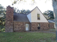 8778 Varner Dr, West Columbia, TX 77486 