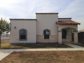 1998 Lindburgh Cir, Eagle Pass, TX 78852 