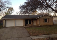 630 W Dorris Dr, Grand Prairie, TX 75051 