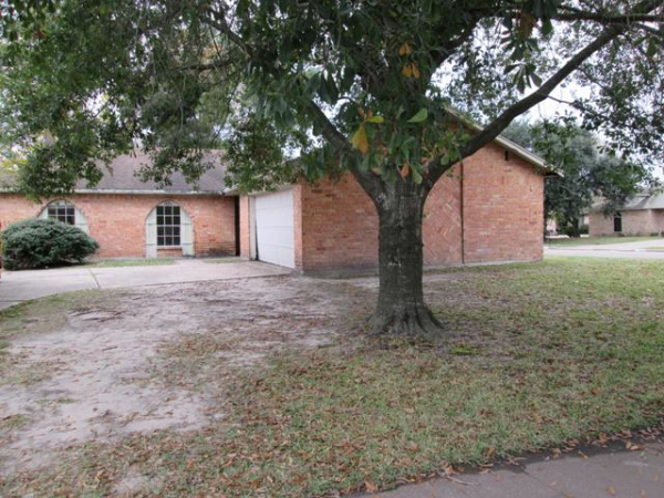 1347 Padstow Ln, Channelview, TX 77530 