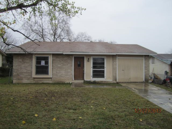 5326 Castle Cv, San Antonio, TX 78242 