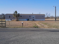 34 Flint Rd, Uhland, TX 78640 