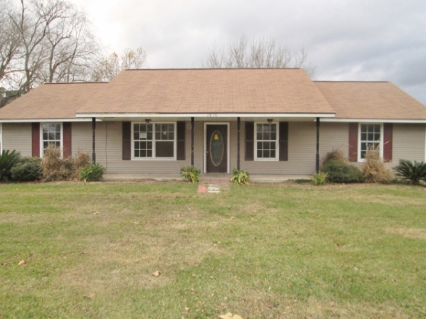 2870 County Rd 180, Alvin, TX 77511 