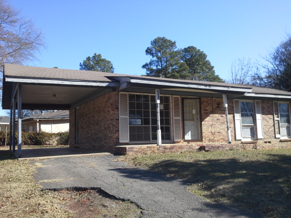 900 Belvedere, Henderson, TX 75652 