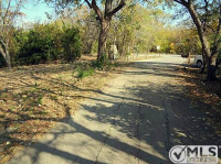 37 Thompson Street, Lake Dallas, TX 75065 