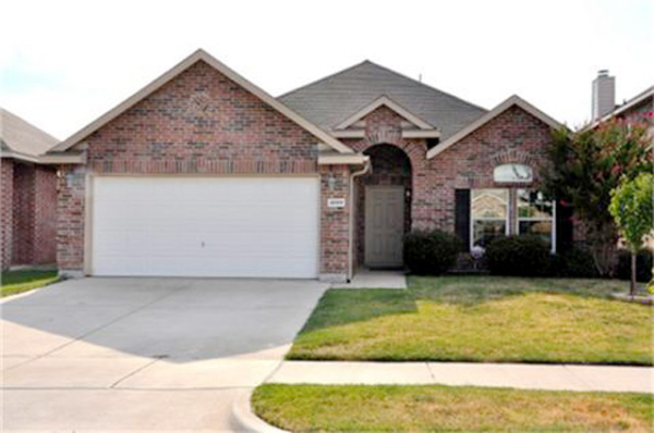 4508 Dogwood Drive, Denton, TX 76208 