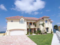 321 Bayview Dr, City By the Sea, TX 78336 