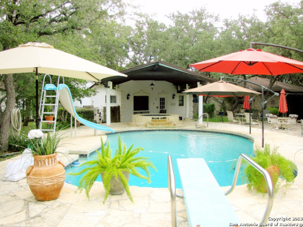 9569 CIRCLE S DR, Helotes, TX 78023 