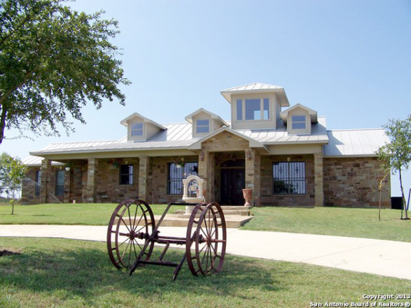 595 WHEELER RD, Poteet, TX 78065 