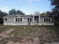100 Bailee CIrcle, Poteet, TX 78065 