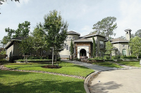 5915 WINGED FOOT DR, Houston, TX 77069 