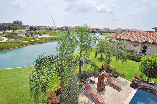 32 MIRAMAR HEIGHTS CIR, Sugar Land, TX 77479 
