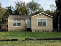 9004 SPRUCE ST, Hitchcock, TX 77563 