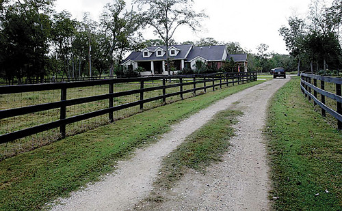 708 Insurance RD, Richmond, TX 77469 