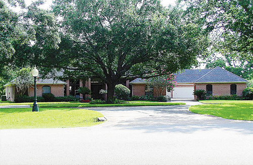 4002 BRYNMAWR DR, Richmond, TX 77406 