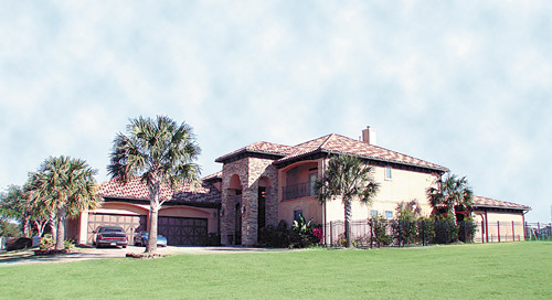 2111 TWIN OAKS BLVD, Kemah, TX 77565 