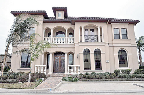 1019 VISTA CREEK DR, Sugar Land, TX 77478 