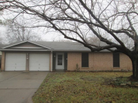 616 Lisa St., Burleson, TX 76028 