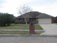 317 Green Isle Ave, Dickinson, TX 77539 